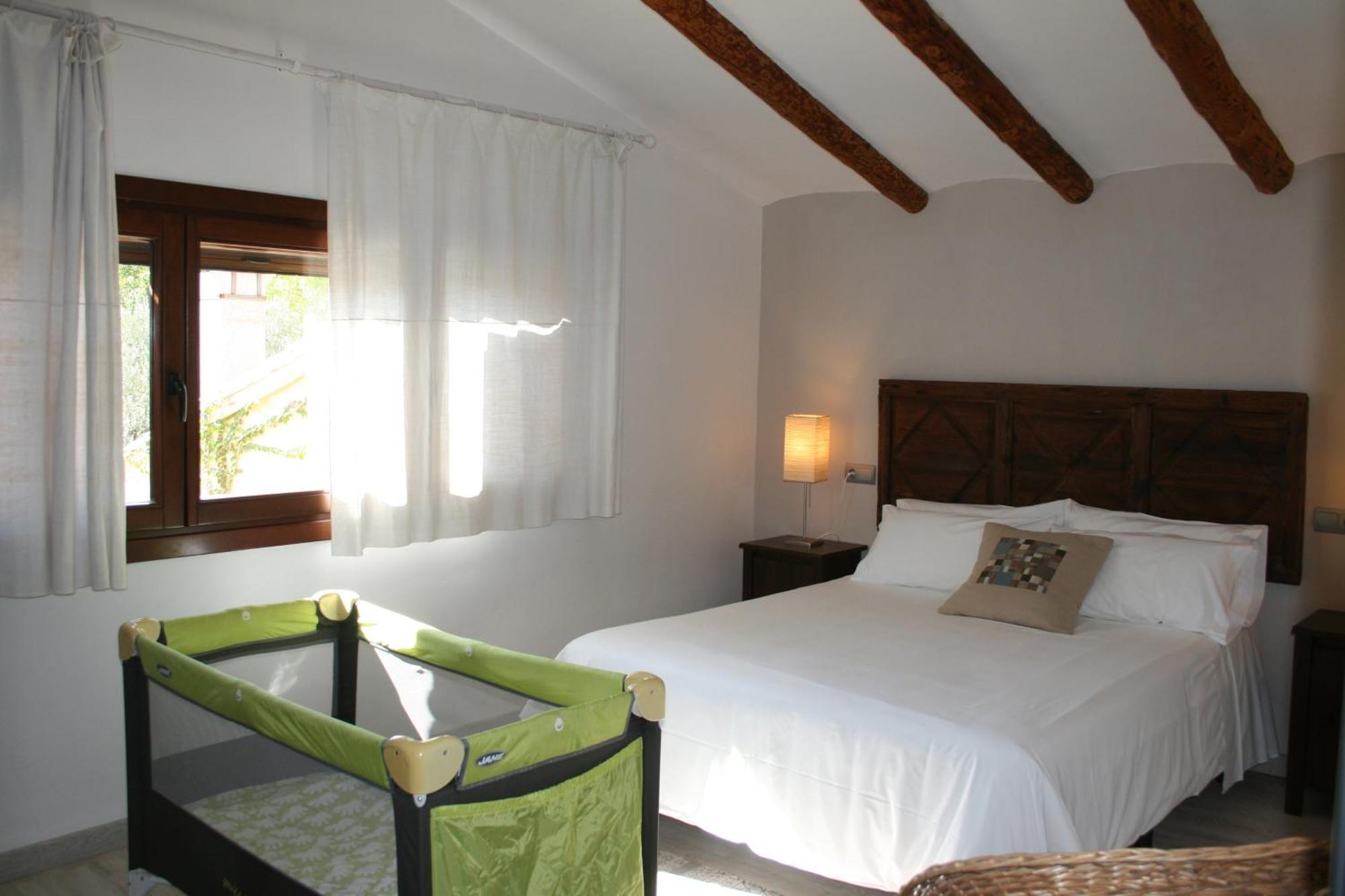 Maset Del Riu Guest House Valderrobres Ngoại thất bức ảnh