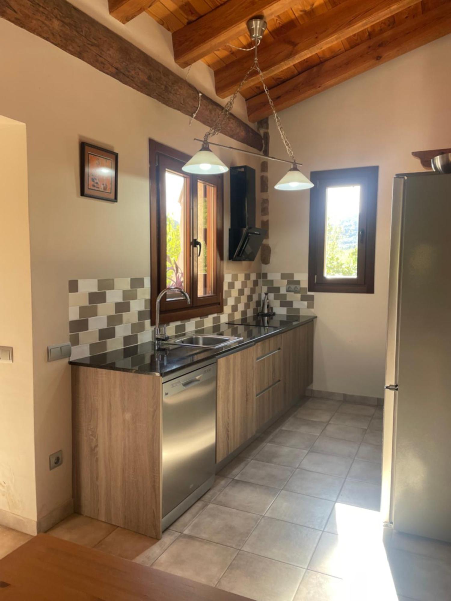 Maset Del Riu Guest House Valderrobres Ngoại thất bức ảnh