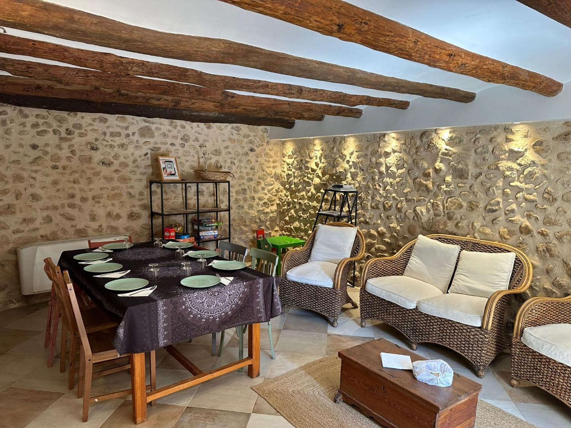 Maset Del Riu Guest House Valderrobres Ngoại thất bức ảnh