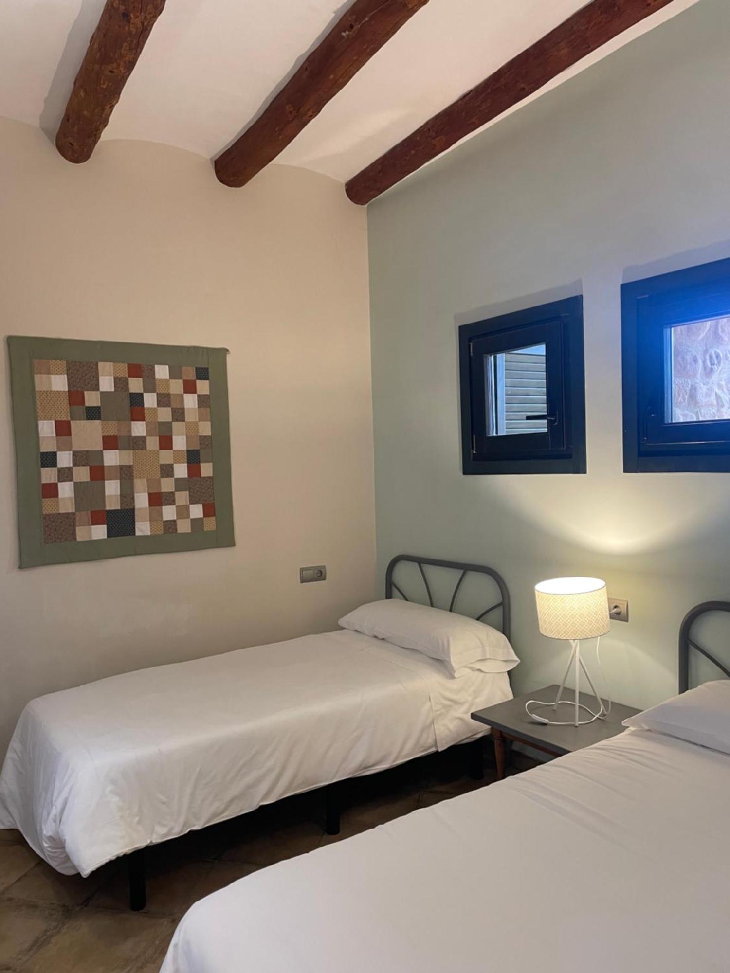 Maset Del Riu Guest House Valderrobres Ngoại thất bức ảnh